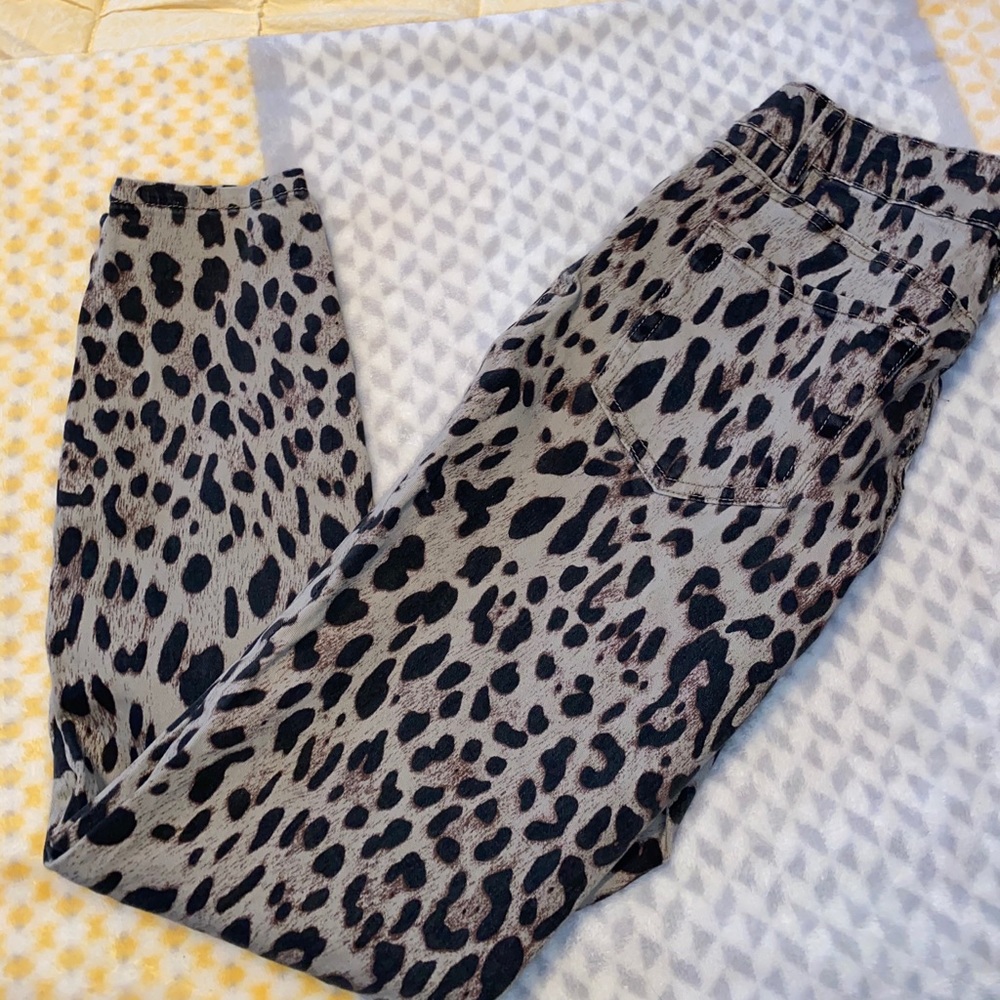Signature Studio Leopard Jeans